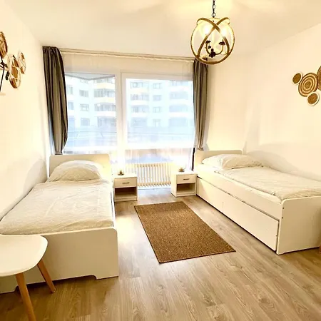 Wohnung In Linden - Stadtleben - 68Qm, Kueche, Bad, 2 Balkons, 5 Personen, Wifi Hannover Exterior photo