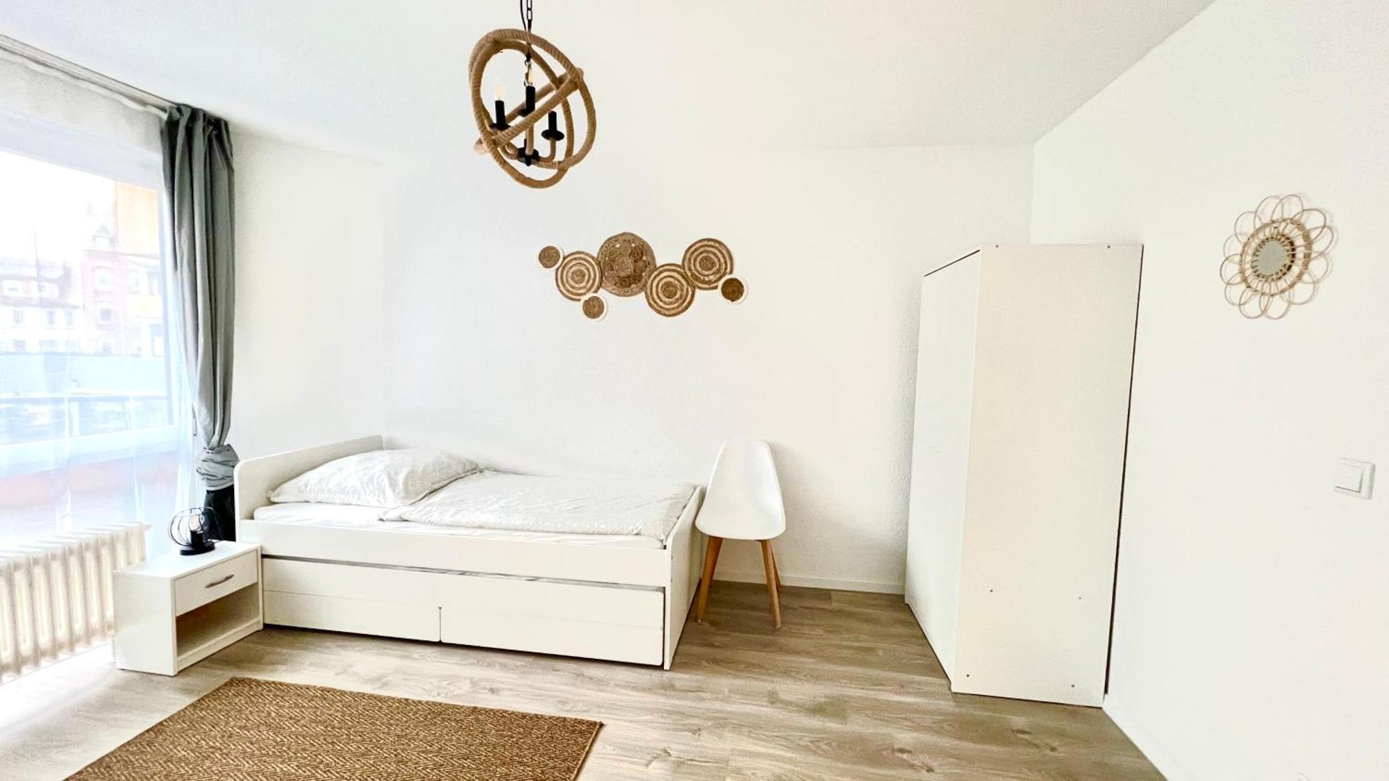 In Linden - Stadtleben - 68qm, Kueche, Bad, 2 Balkons, 5 Personen, Wifi